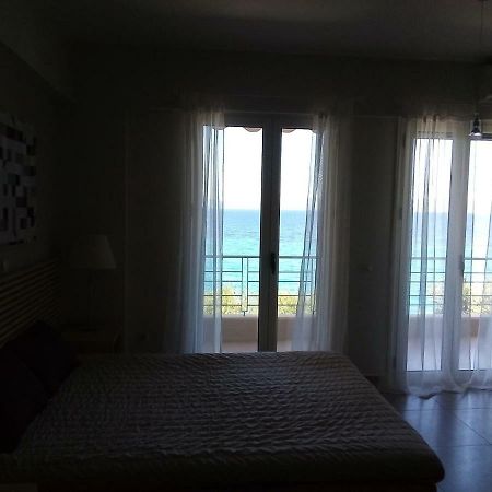 Avia Holiday Homes Esterno foto
